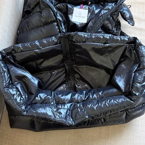 Moncler Puffer Down Long Jacket- Black - Picture 9 of 15